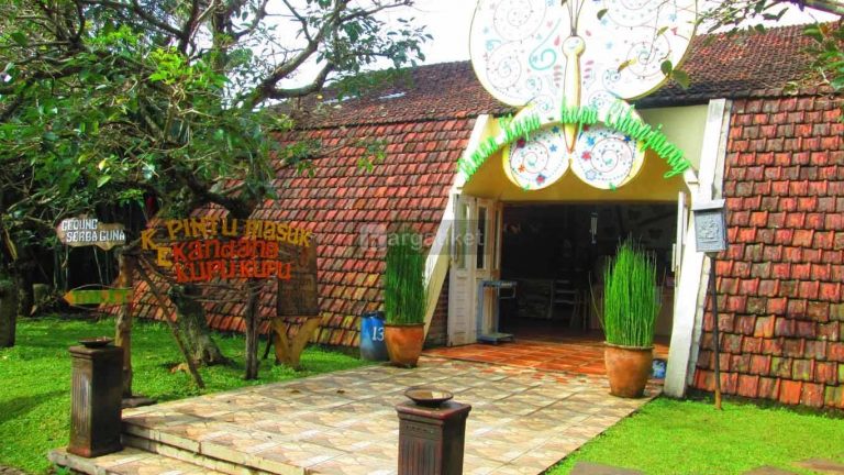   100 Tempat wisata di Bandung yang Hits Terbaru