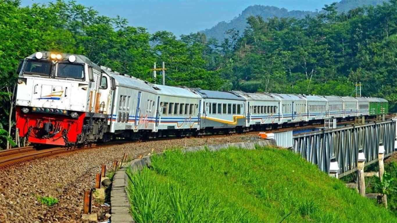 Harga Tiket Jadwal Kereta Api  Malabar Lengkap 2021 