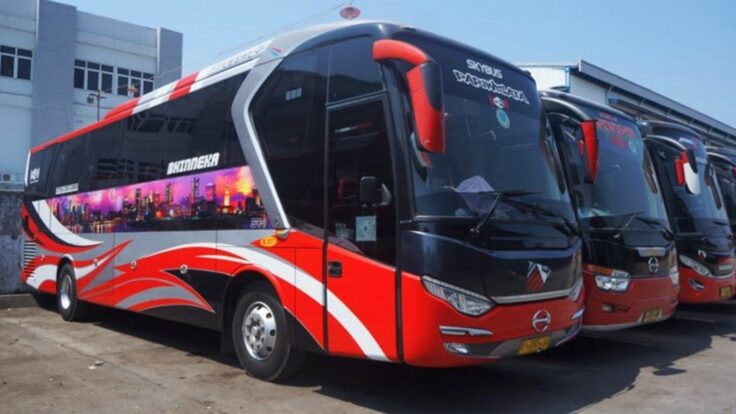 Bus Bhinneka: Harga Tiket, Jadwal, Agen (2022)